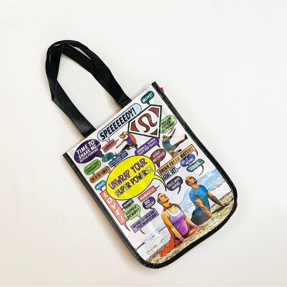 RARE💎✨ Lululemon Super Hero Super Power Reusable Tote Bag w/Zipper, size Small - Picture 2 of 6